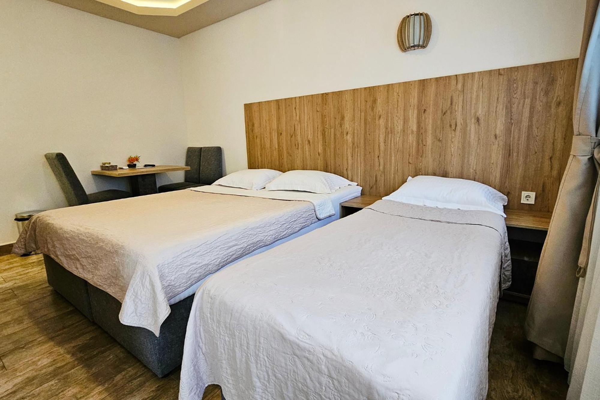 Montemaris Daire *